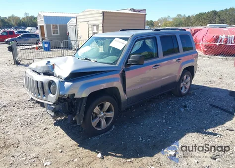 2017 Jeep Patriot Latitude Fwd from USA, damaged, VIN 1C4NJPFA6HD152638